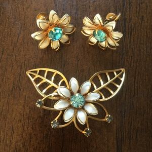 Vintage brooch and earring set